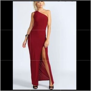 Classy Maroon One Shoulder Slinky Slit Maxi Dress